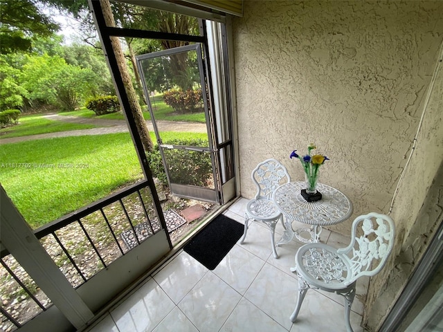 6200 NW 44th St Unit 115, Lauderhill, FL 33319 - view of sunroom / solarium