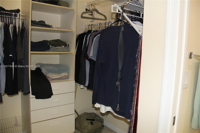 9575 Weldon Cir Unit C413, Tamarac, FL 33321 - view of walk in closet