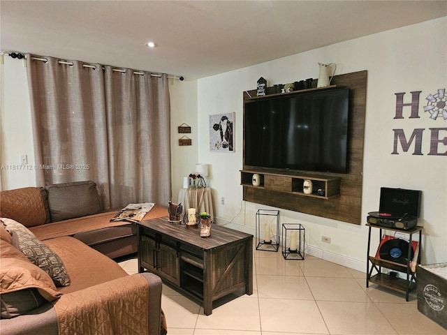 10270 NW 46th St, Doral, FL 33178 - living area featuring light tile patterned floors and recessed lighting