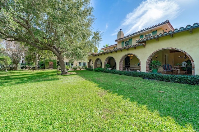 5905 N Bay Rd, Miami Beach, FL 33140 - view of green lawn