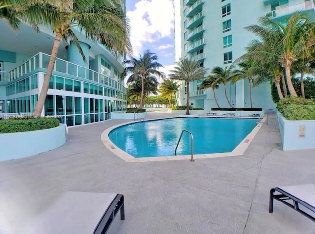 1900 N Bayshore Dr Unit 3909, Miami, FL 33132 - community pool with a patio area