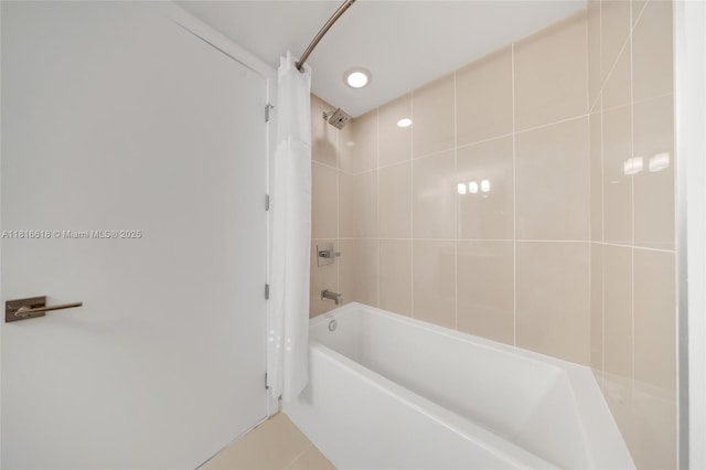5252 NW 85th Ave Unit 1701, Doral, FL 33166 - full bath featuring shower / bath combination and tile patterned floors