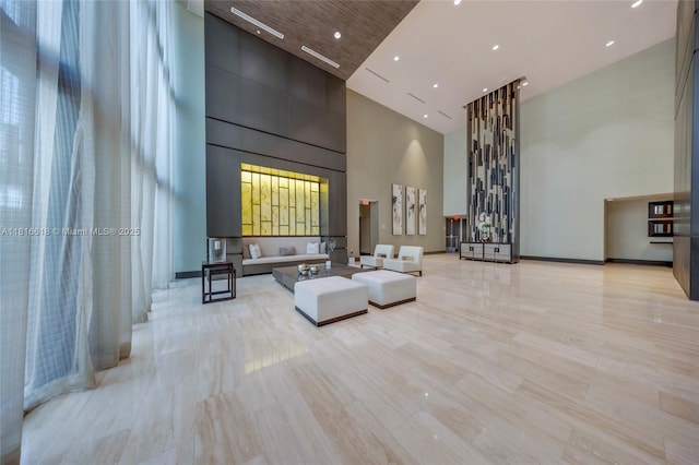 5252 NW 85th Ave Unit 1701, Doral, FL 33166 - common area featuring a towering ceiling