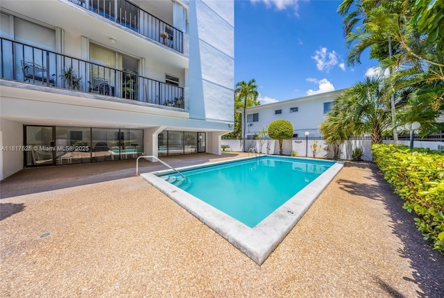 7921 Byron Ave Unit 407, Miami Beach, FL 33141 - view of swimming pool