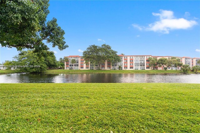 1080 Del Lago Cir Unit 103, Sunrise, FL 33313 - photo 31