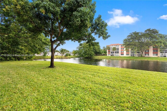 1080 Del Lago Cir Unit 103, Sunrise, FL 33313 - photo 32