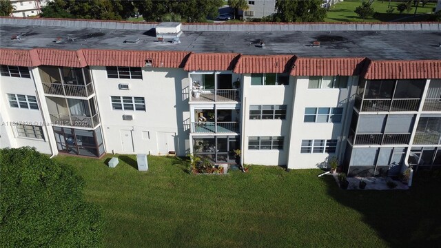 9820 S Hollybrook Lake Dr Unit 106, Pembroke Pines, FL 33025 - view of apartment building / complex