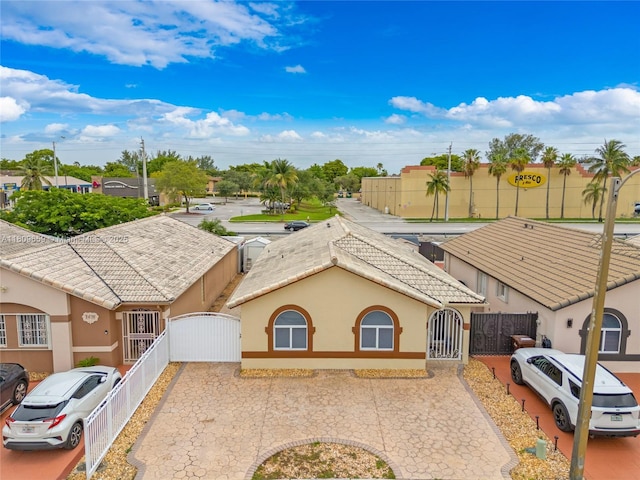 2682 W 68th Pl, Hialeah, FL 33016 - photo 2