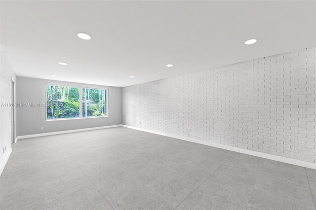 9401 SW 78th St, Miami, FL 33173 - empty room with recessed lighting