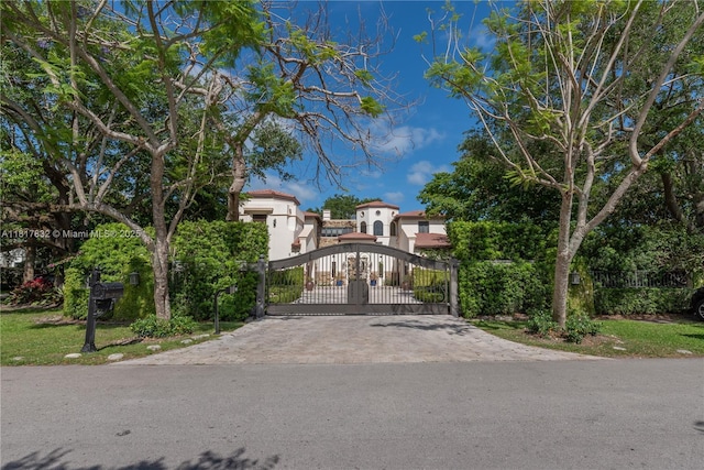 9801 SW 60th Ct, Pinecrest, FL 33156 - view of gate