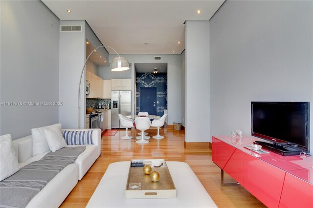 2001 Meridian Ave Unit Ph-21, Miami Beach, FL 33139 - photo 4