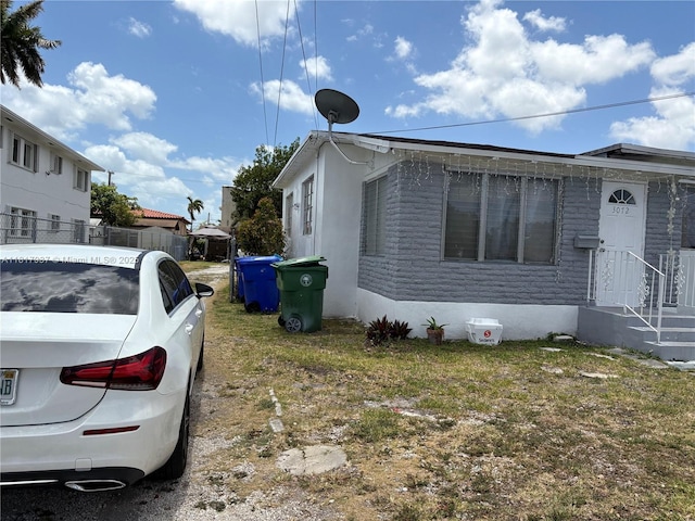 3072 SW 16th St, Miami, FL 33145 - view of side of home