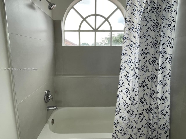 10803 Cypress Glen Dr Unit 10803, Coral Springs, FL 33071 - bathroom featuring shower / bath combination with curtain