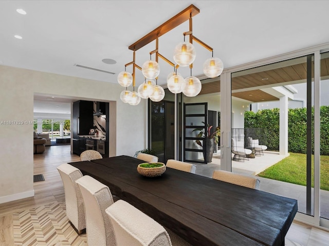 2371 Bayview Ln, North Miami, FL 33181 - view of dining space