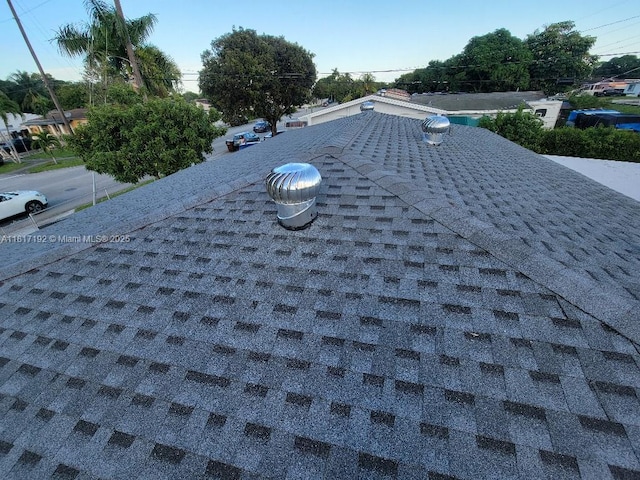 200 W 53rd Ter, Hialeah, FL 33012 - exterior view of roof with shingles