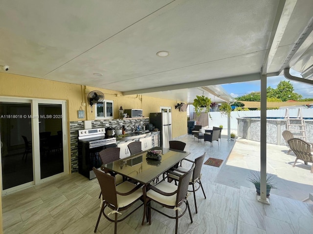 12453 SW 197th Ter, Miami, FL 33177 - view of dining space