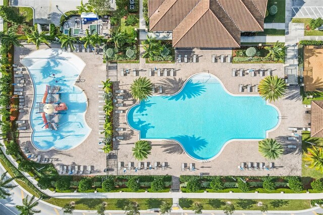 685 SE 34th Ter, Homestead, FL 33033 - drone / aerial view of a pool