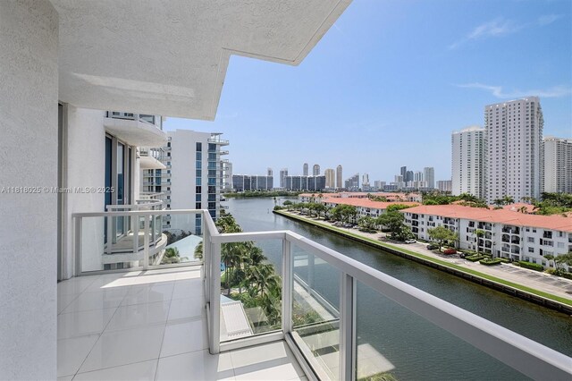 3030 NE 188th St Unit 609, Aventura, FL 33180 - balcony featuring a water view and a skyline view