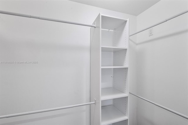 3030 NE 188th St Unit 609, Aventura, FL 33180 - view of walk in closet