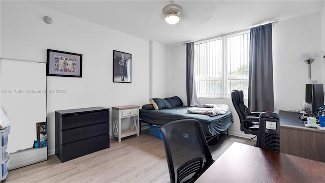 2000 N Bayshore Dr Unit 218, Miami, FL 33137 - bedroom featuring light wood finished floors and a desk