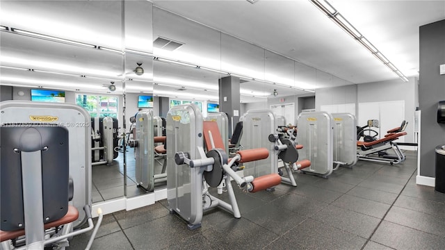 2000 N Bayshore Dr Unit 218, Miami, FL 33137 - view of exercise room