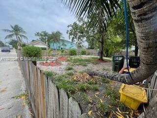 1416 N 2nd Ave N, Lake Worth, FL 33460 - view of yard
