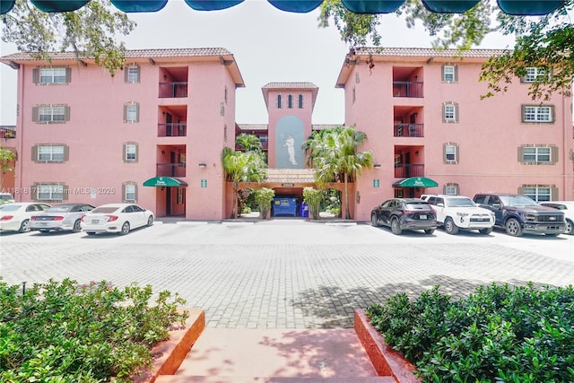 670 Tennis Club Dr Unit 307, Fort Lauderdale, FL 33311 - photo 1
