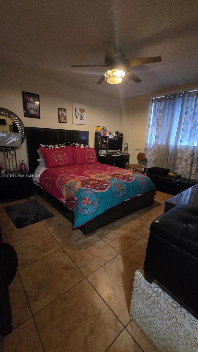 13655 NE 10th Ave Unit 108, North Miami, FL 33161 - tiled bedroom with a ceiling fan