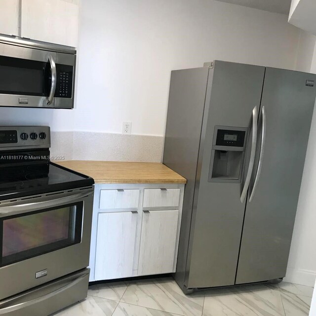 1000 Parkview Dr Unit 811, Hallandale Beach, FL 33009 - photo 6
