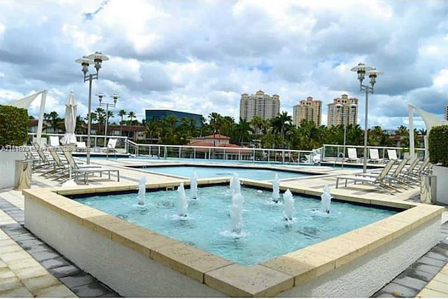 3131 NE 188th St Unit 2-906, Aventura, FL 33180 - view of community pool