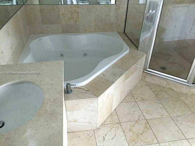 3131 NE 188th St Unit 2-906, Aventura, FL 33180 - full bath featuring a jetted tub and a stall shower
