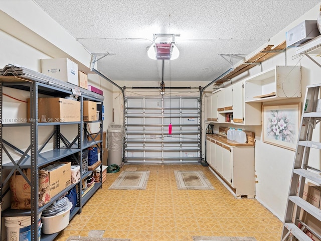 9530 Alcazar Ln, Davie, FL 33324 - garage with a garage door opener