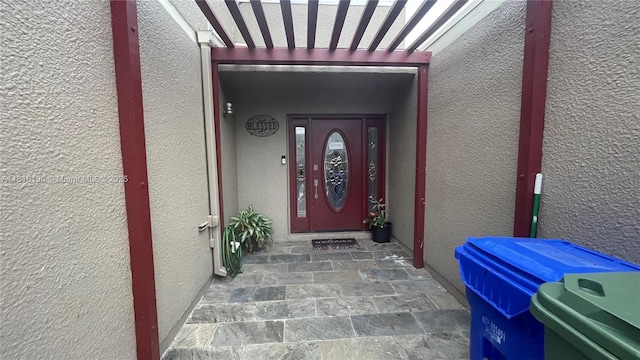 11040 S Lakeview Dr, Pembroke Pines, FL 33026 - entrance to property with stucco siding