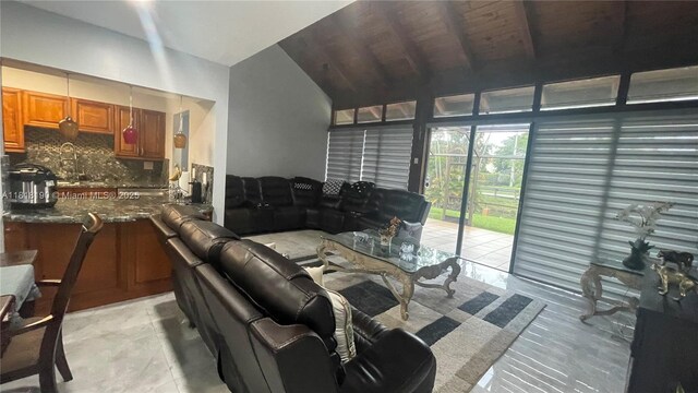 11040 S Lakeview Dr, Pembroke Pines, FL 33026 - view of living area