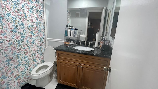 11040 S Lakeview Dr, Pembroke Pines, FL 33026 - bathroom featuring vanity and curtained shower