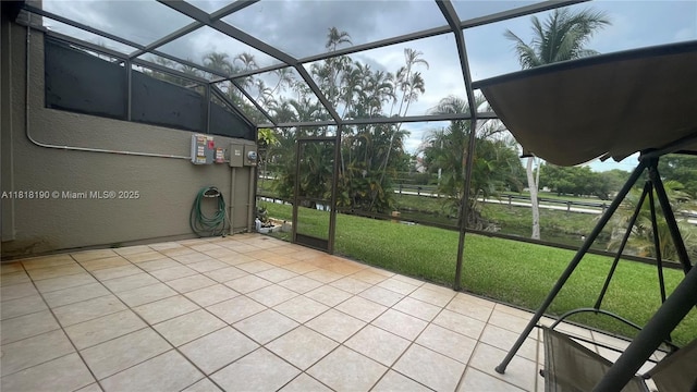 11040 S Lakeview Dr, Pembroke Pines, FL 33026 - view of unfurnished sunroom