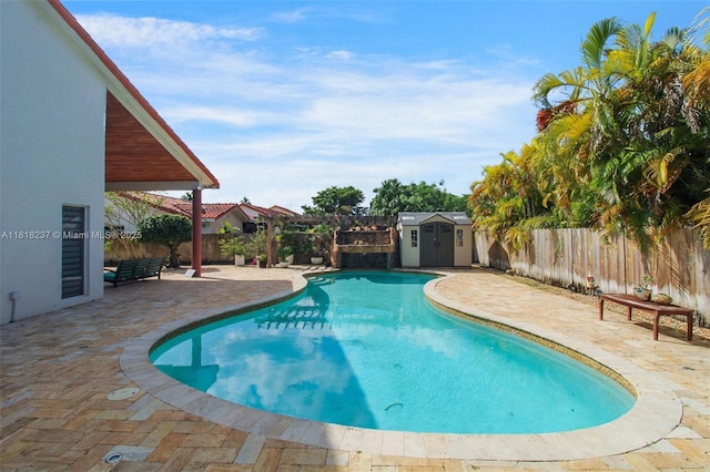 3736 SW 107th Ct, Miami, FL 33165 - view of pool featuring a patio area and a fenced backyard