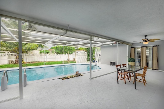 1801 N 55th Ave, Hollywood, FL 33021 - view of swimming pool featuring a patio, a ceiling fan, and glass enclosure