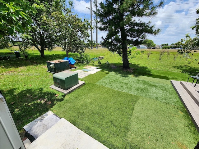 11820 SW 125th Pl Unit 11820, Miami, FL 33186 - view of grassy yard