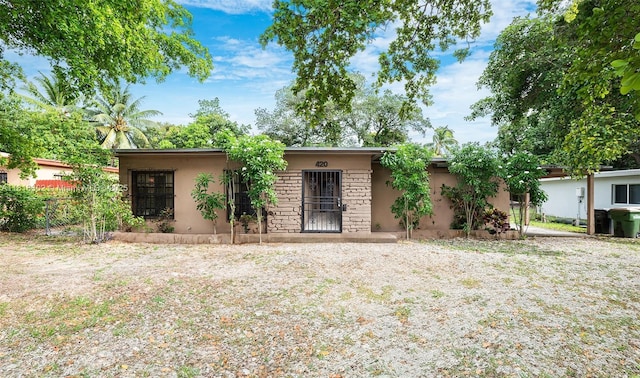 420 NE 135th St, North Miami, FL 33161 - photo 1