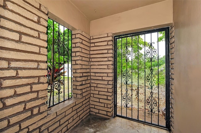 420 NE 135th St, North Miami, FL 33161 - photo 4
