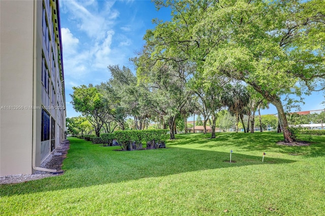 1551 SW 135th Ter Unit 112G, Pembroke Pines, FL 33027 - view of grassy yard