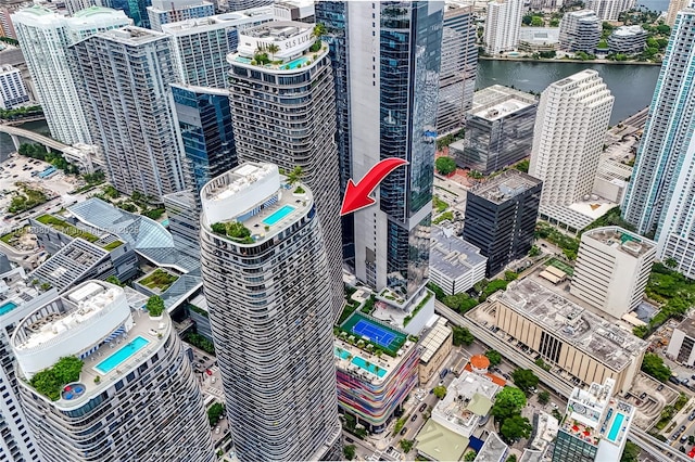 801 S Miami Ave Unit 3704, Miami, FL 33130 - view of urban area with a large body of water and a pool
