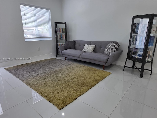 730 Alabama Ave, Fort Lauderdale, FL 33312 - tiled living room with baseboards