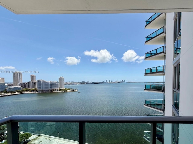 1331 Brickell Bay Dr Unit 2002, Miami, FL 33131 - water view with city skyline