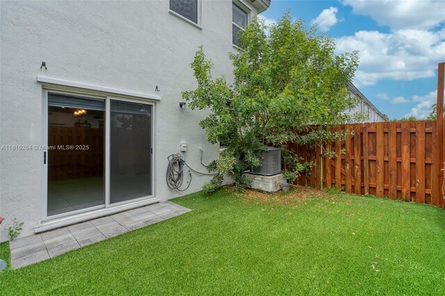 2652 SE 13th St, Homestead, FL 33035 - view of yard with central AC