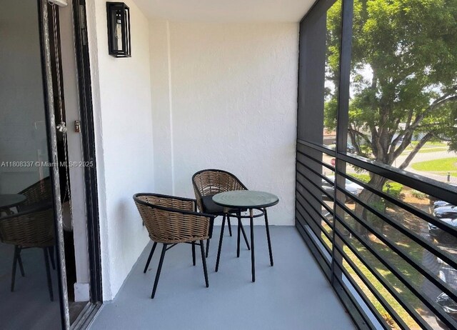 3900 N Hills Dr Unit 303, Hollywood, FL 33021 - photo 7
