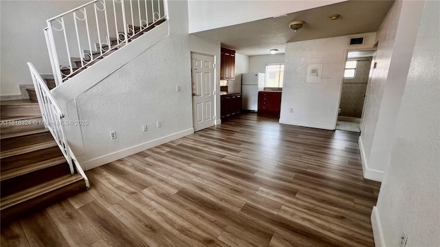 2760 W 61st Pl Unit 202, Hialeah, FL 33016 - photo 2