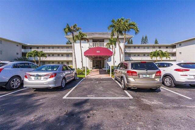 1000 Hillcrest Ct Unit 212, Hollywood, FL 33021 - photo 2