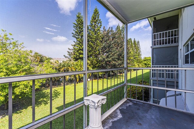 1000 Hillcrest Ct Unit 212, Hollywood, FL 33021 - photo 8